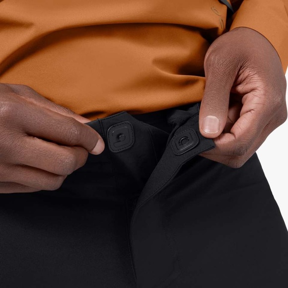 On Running Waterproof and windproof yet breathable running shorts. black, medium - Picture 2 of 10